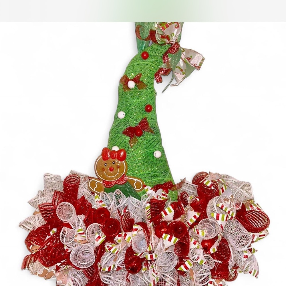 DYI Green and Red Holiday Wreath